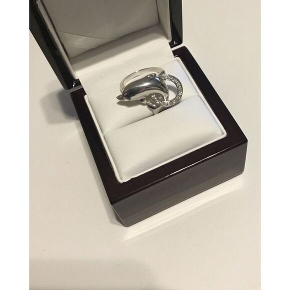 New Dolphin Jumping through Hoop Design Sim Diamond Ring Sz 6 - Picture 3 of 3